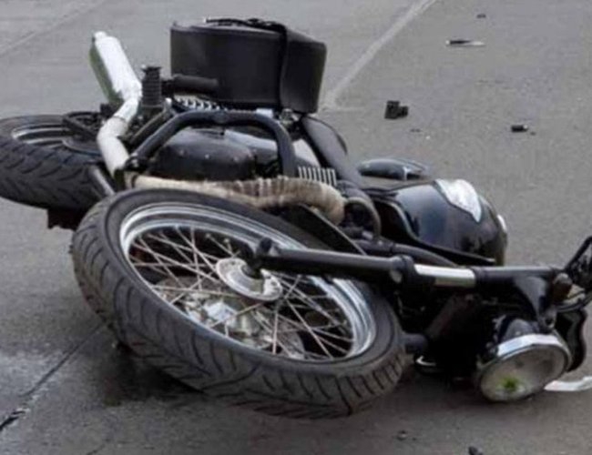 Image result for मोटरसाइकल अनियन्त्रित भई दुर्घटना